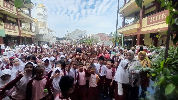 Wisata LiterAsyik Ke SDN Klender 22